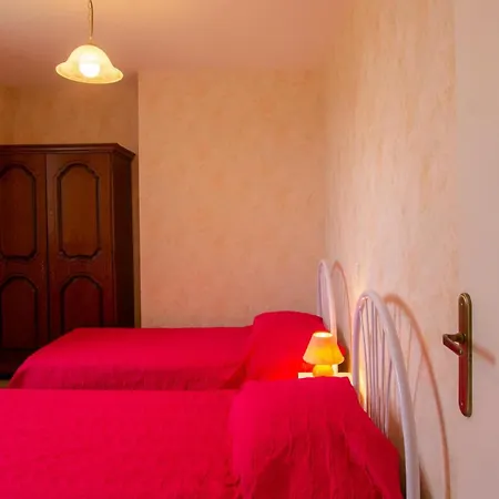Casa vacanze Maison Isolée Avec Cheminée, Animaux Acceptés, Proche Attractions Historiques - Fr-1-616-154 *