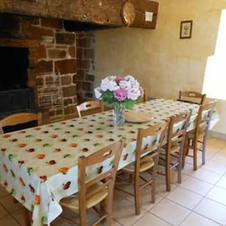 Casa vacanze Maison Isolée Avec Cheminée, Animaux Acceptés, Proche Attractions Historiques - Fr-1-616-154